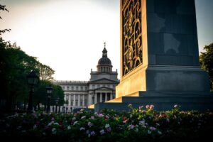 Miejsca pamięci narodowej – zabytki związane z historią Polski